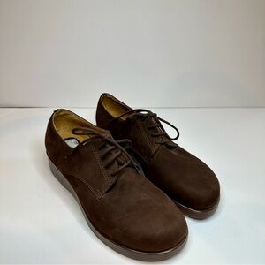 Like New- Natur-Women’s Brown Suede Lace-Up Casual Shoes- Size 9